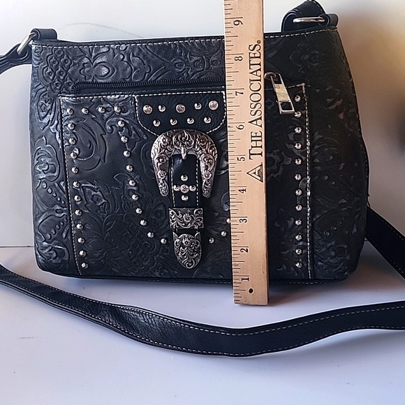 Black Purse/Bag. - Picture 10 of 12